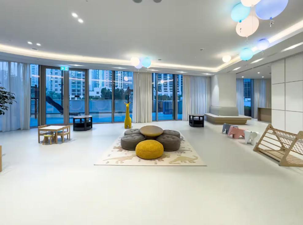 Downtown Luxe 1br Steps From Burj Khalifa & Opera By Aya Boutique Apartment