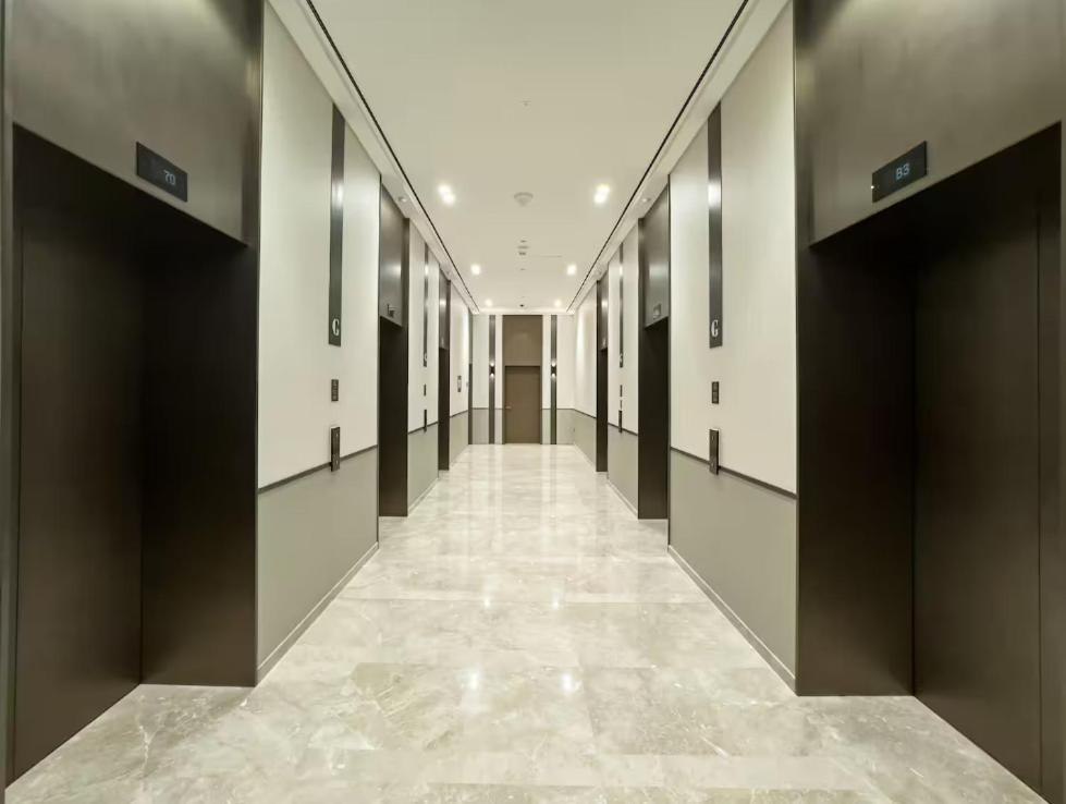 Downtown Luxe 1br Steps From Burj Khalifa & Opera By Aya Boutique