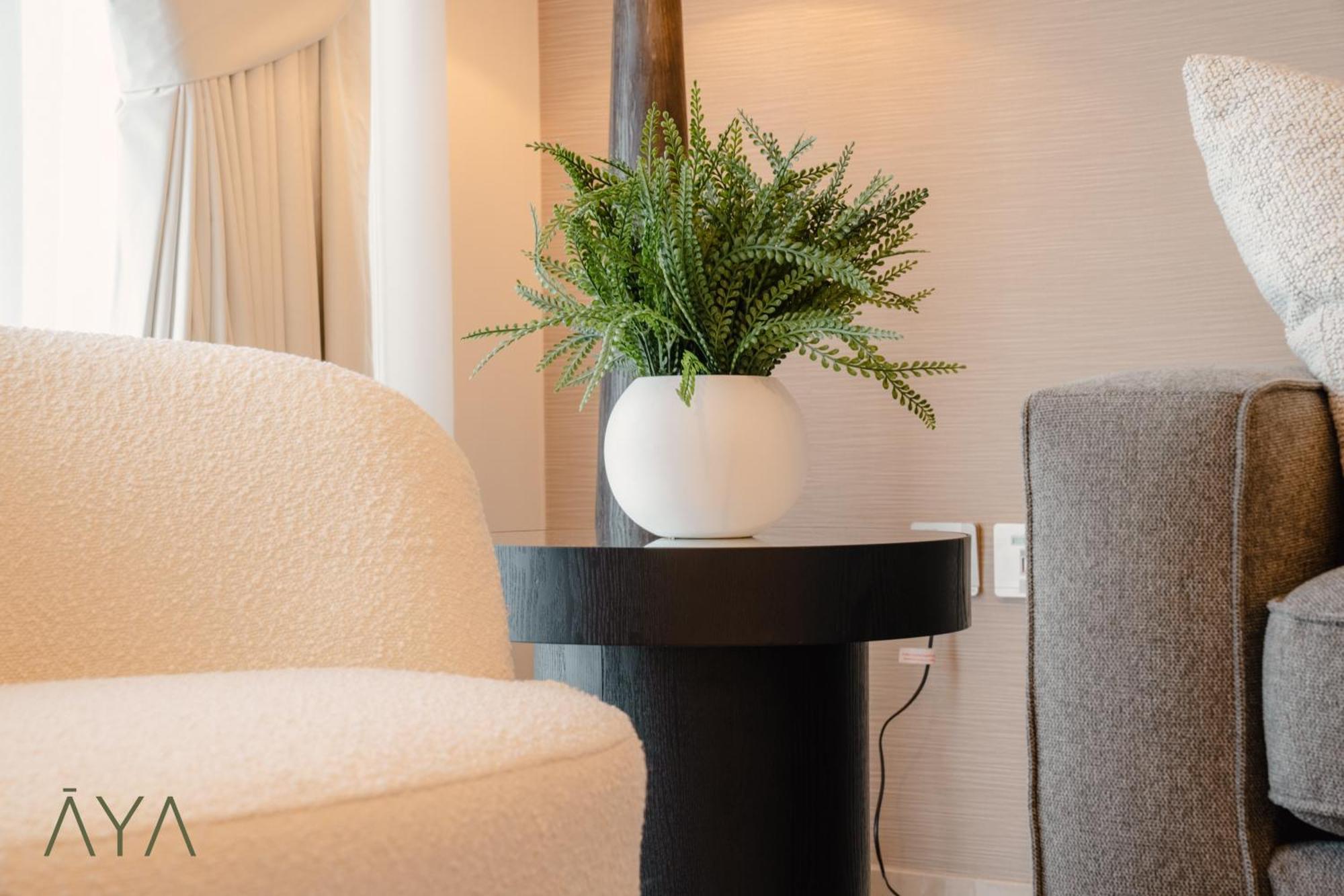 Apartment Downtown Luxe 1br Steps From Burj Khalifa & Opera By Aya Boutique